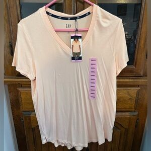 GAP Women's Light Peach V-Neck Tee